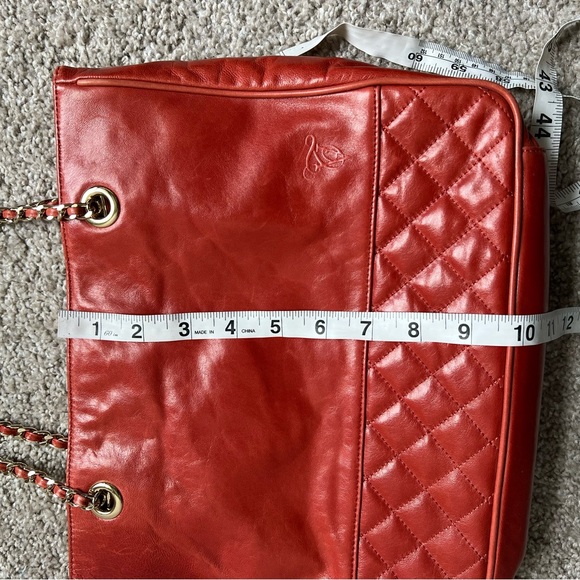 Tre Vero Red Quilted Shoulder Bag - Picture 12 of 13